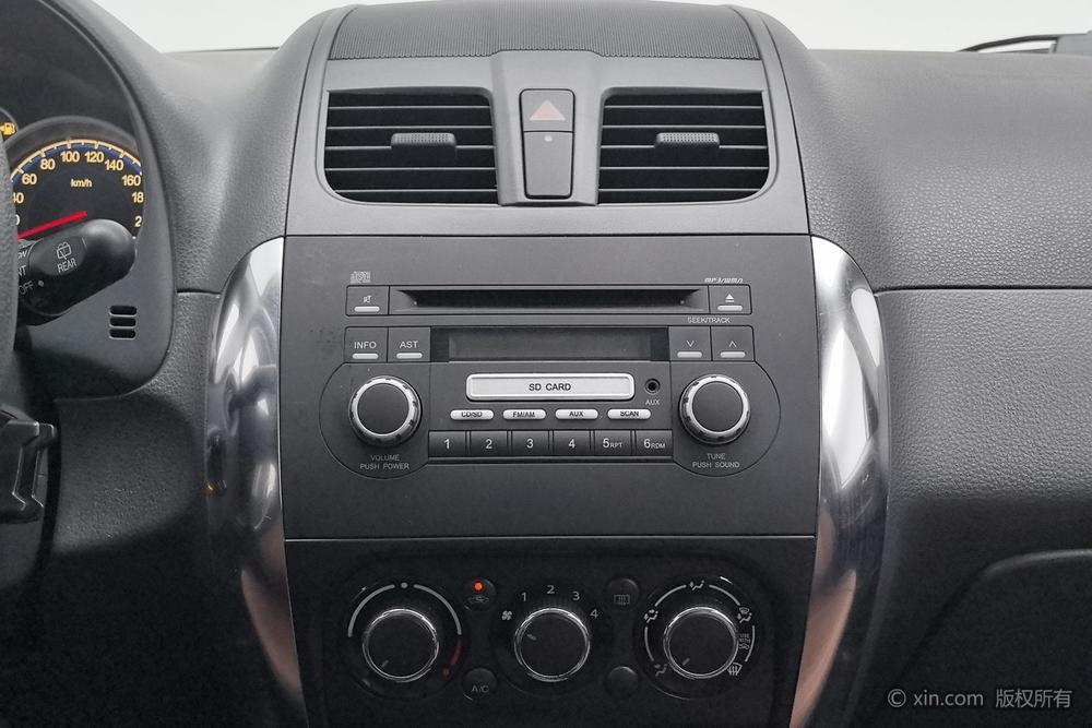 Suzuki SX4, фото 13