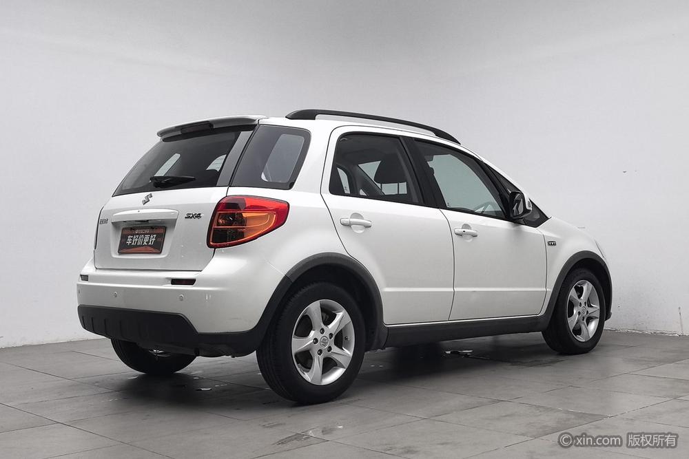 Suzuki SX4, фото 4