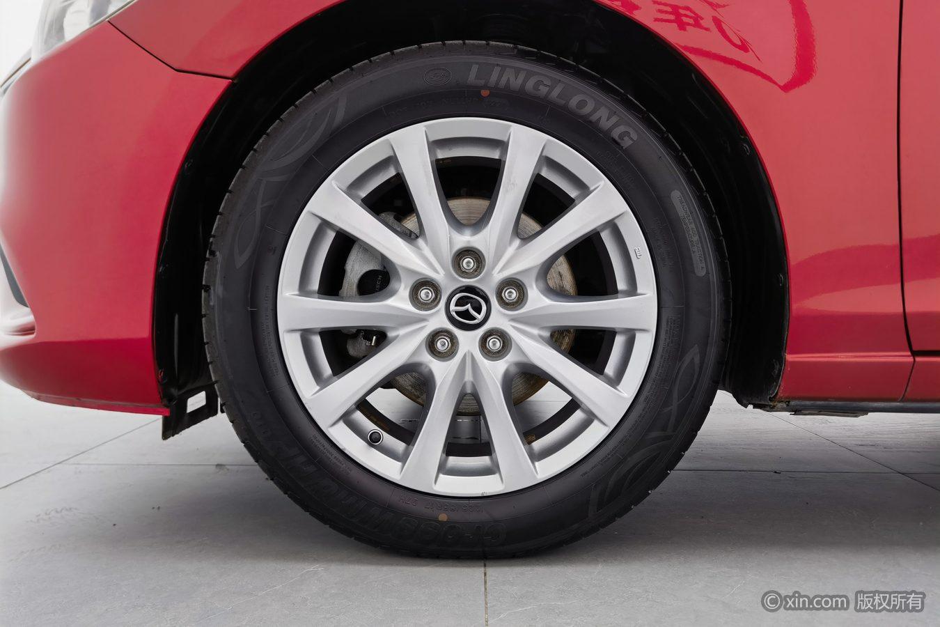 Mazda Atenza 2014 2.0L Luxury
