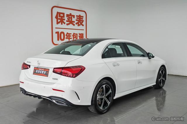 Mercedes-Benz Class A 2024 Белый из Китая, фото 4