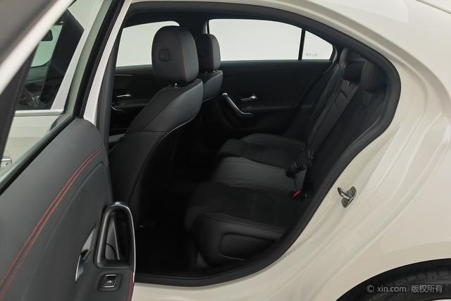Mercedes-Benz Class A id 4320929 из Китая 11
