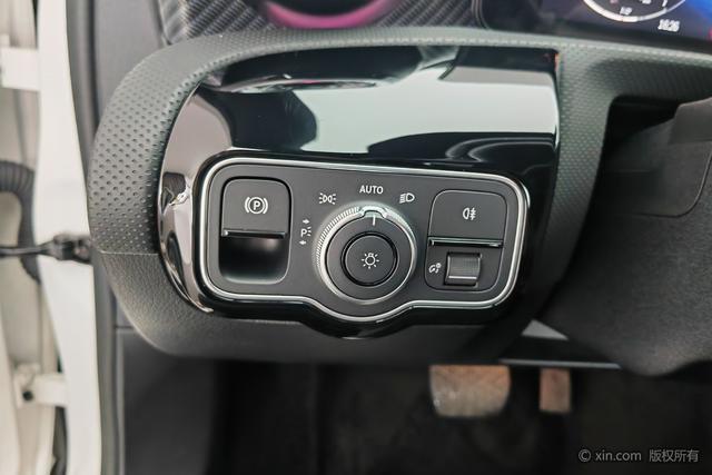 Mercedes-Benz Class A id 4320929 из Китая 13