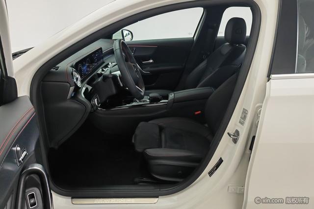 Mercedes-Benz Class A id 4320929 из Китая 17