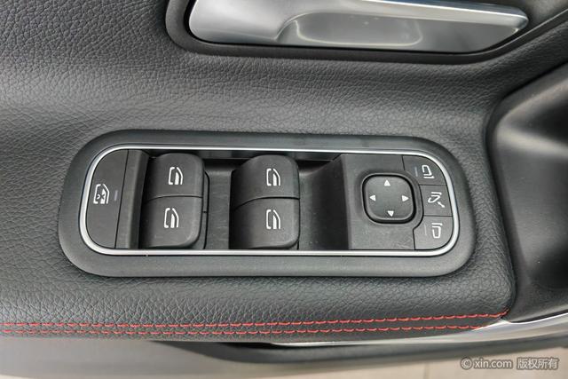 Mercedes-Benz Class A id 4320929 из Китая 24