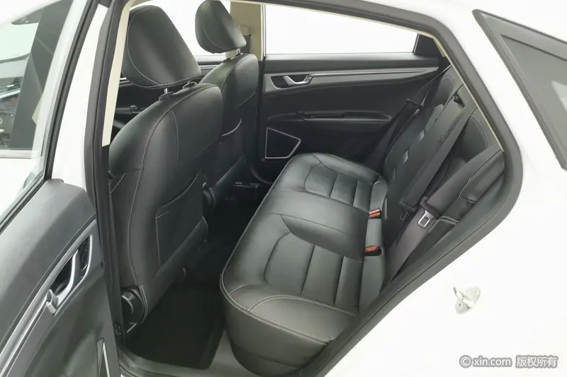 Geely Emgrand GL 1.4T CVT смарт — фото 14