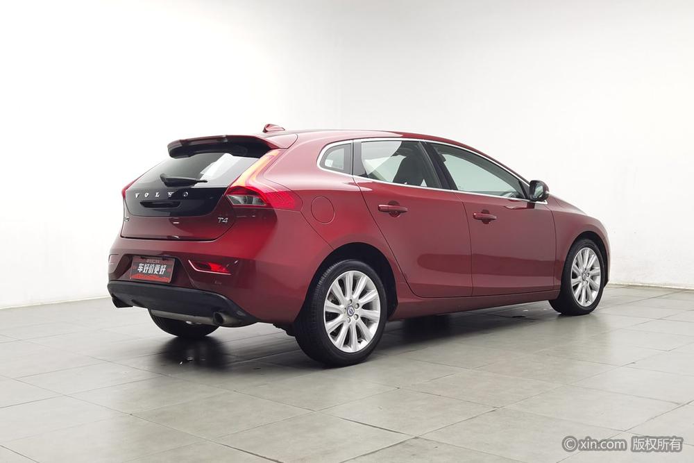 Volvo V40, фото 4