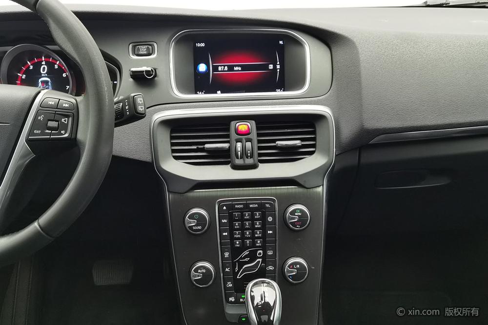 Volvo V40, фото 9