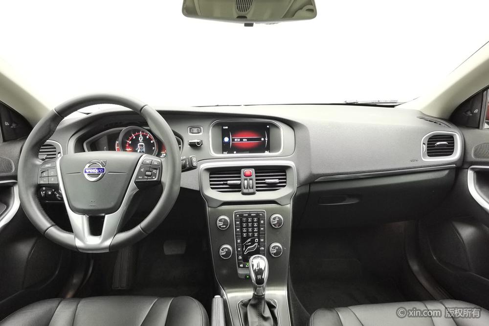 Volvo V40, фото 14