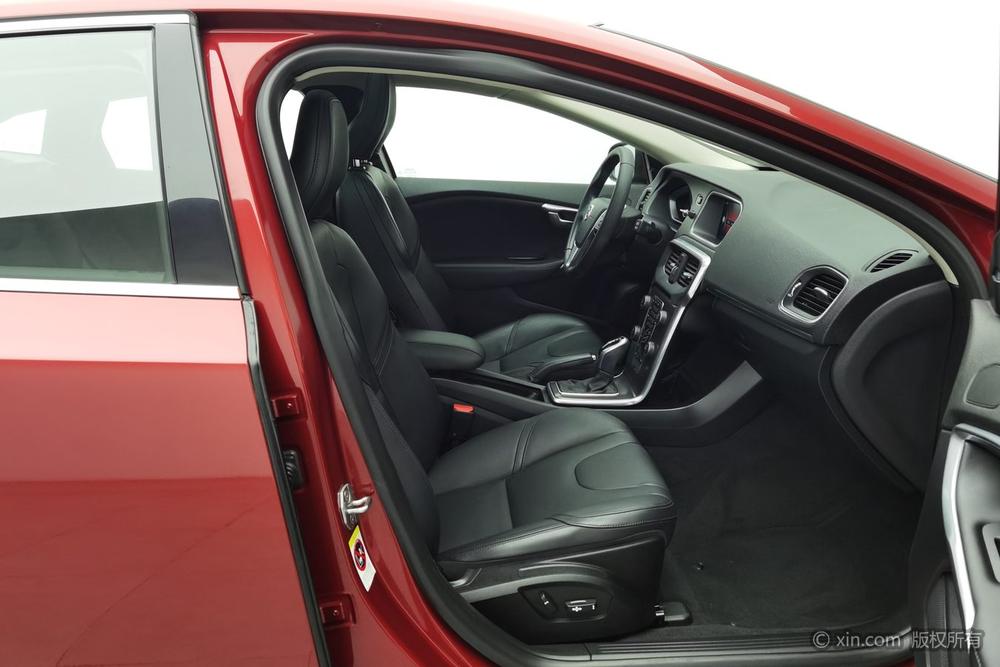 Volvo V40, фото 8