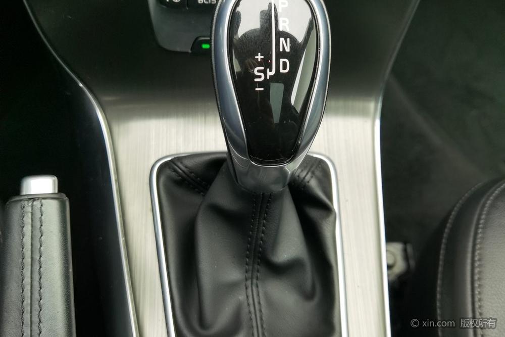 Volvo V40, фото 16