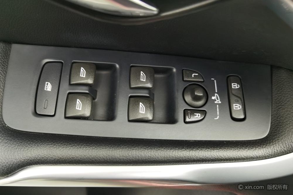 Volvo V40, фото 23