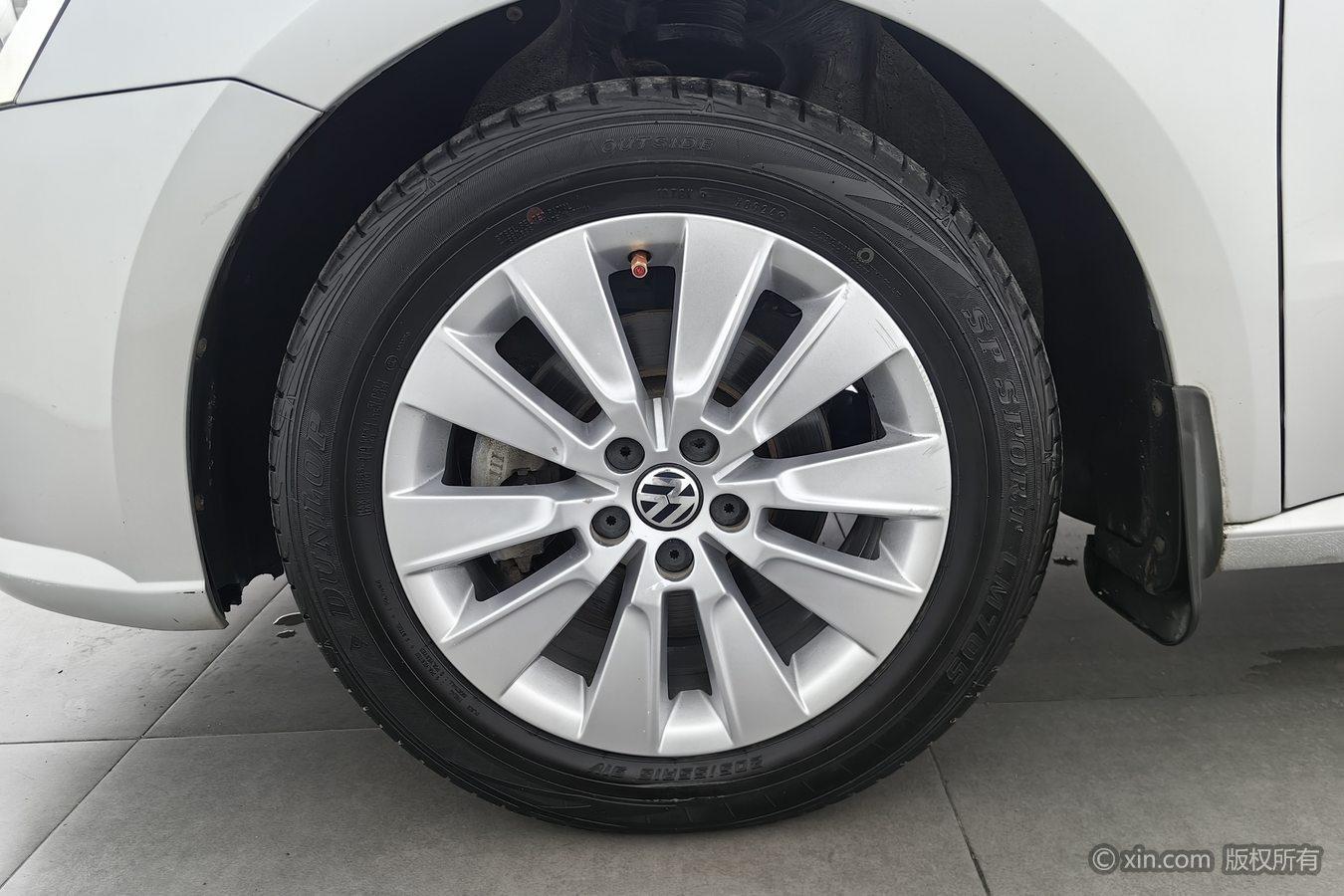 Volkswagen Lavida 2013 1.6L AT Comfort