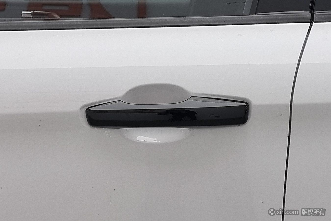 Lynk & Co 02 Hatchback 2022 2.0TD Hatchback Plus