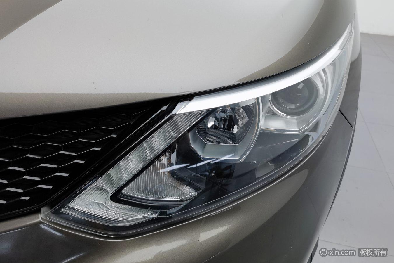 Nissan Qashqai 2016 2.0L CVT Luxury
