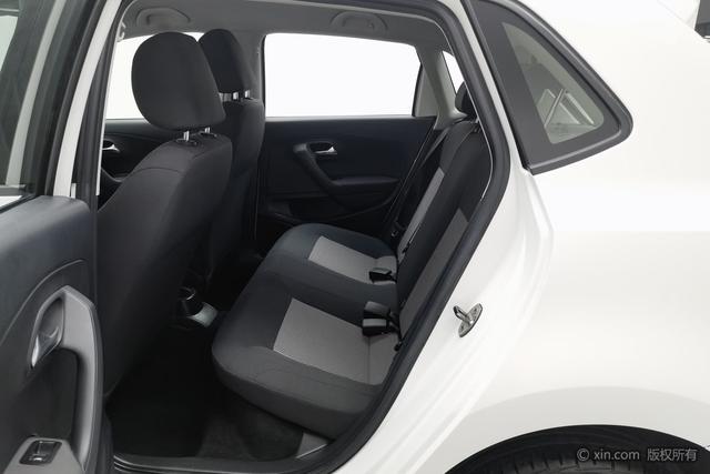Volkswagen Polo 2018 1.5 L MT — фото 20