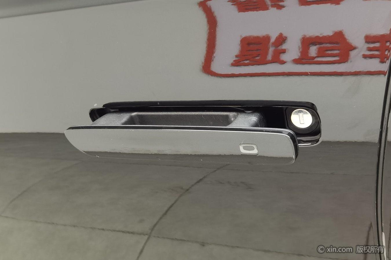 Hongqi H9 2020 2.0T