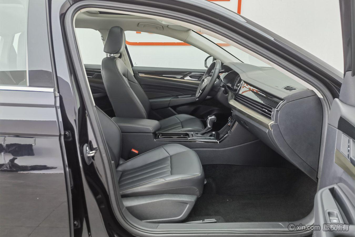 Volkswagen Passat id 4440182 из Китая 21
