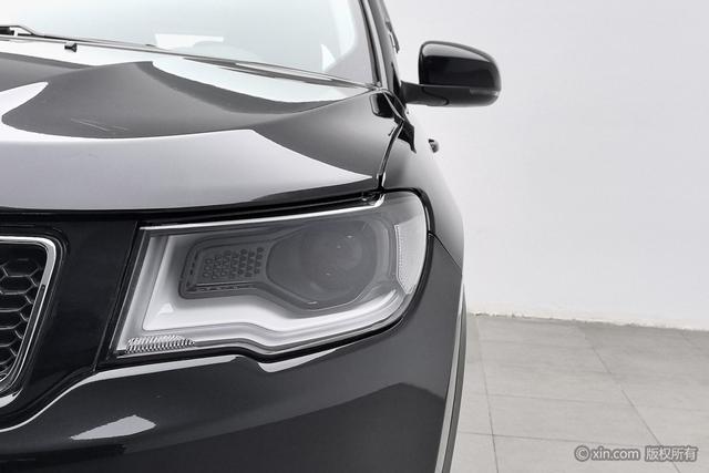 Jeep Compass 2017 200 T AT 4 WD — фото 7