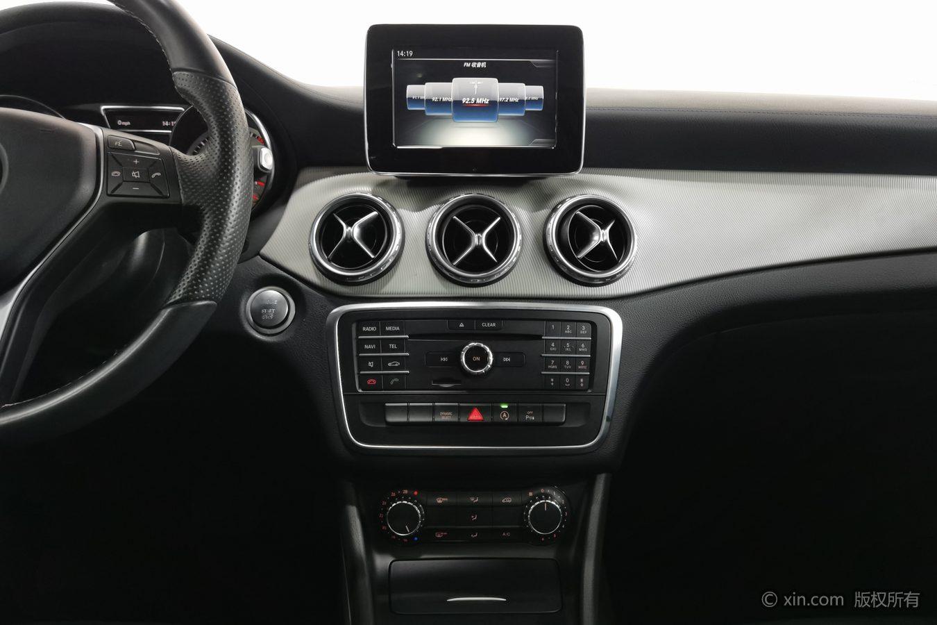 Mercedes-Benz GLA 2016 GLA 200 Style