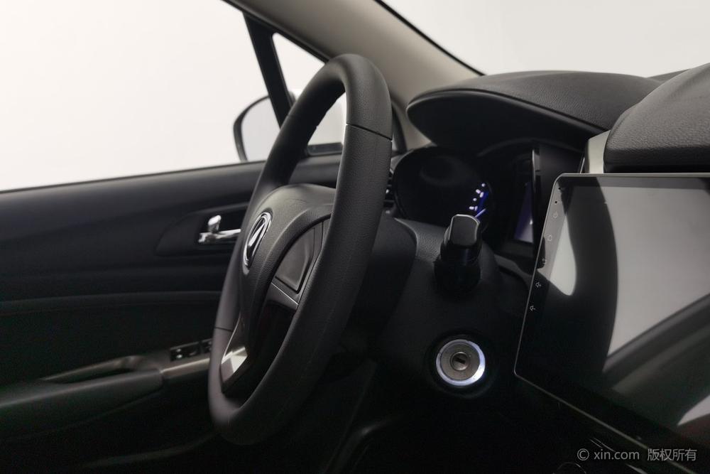 Changan CS15, фото 10