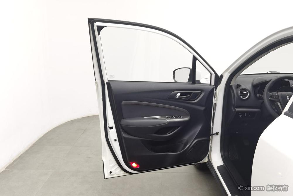 Changan CS15, фото 21