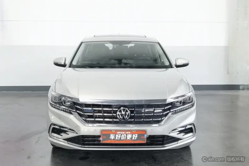 Volkswagen Passat — фото 2