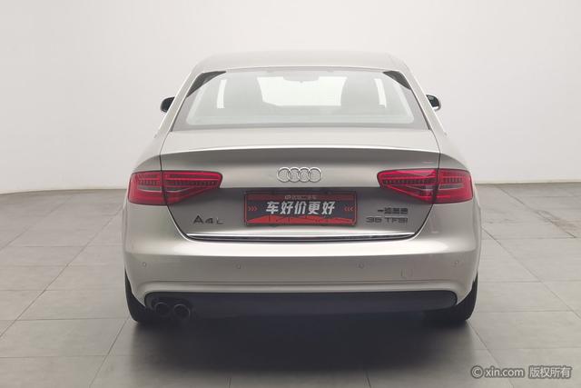 Audi A4L 2015 35 TFSI ATStandard — фото 3