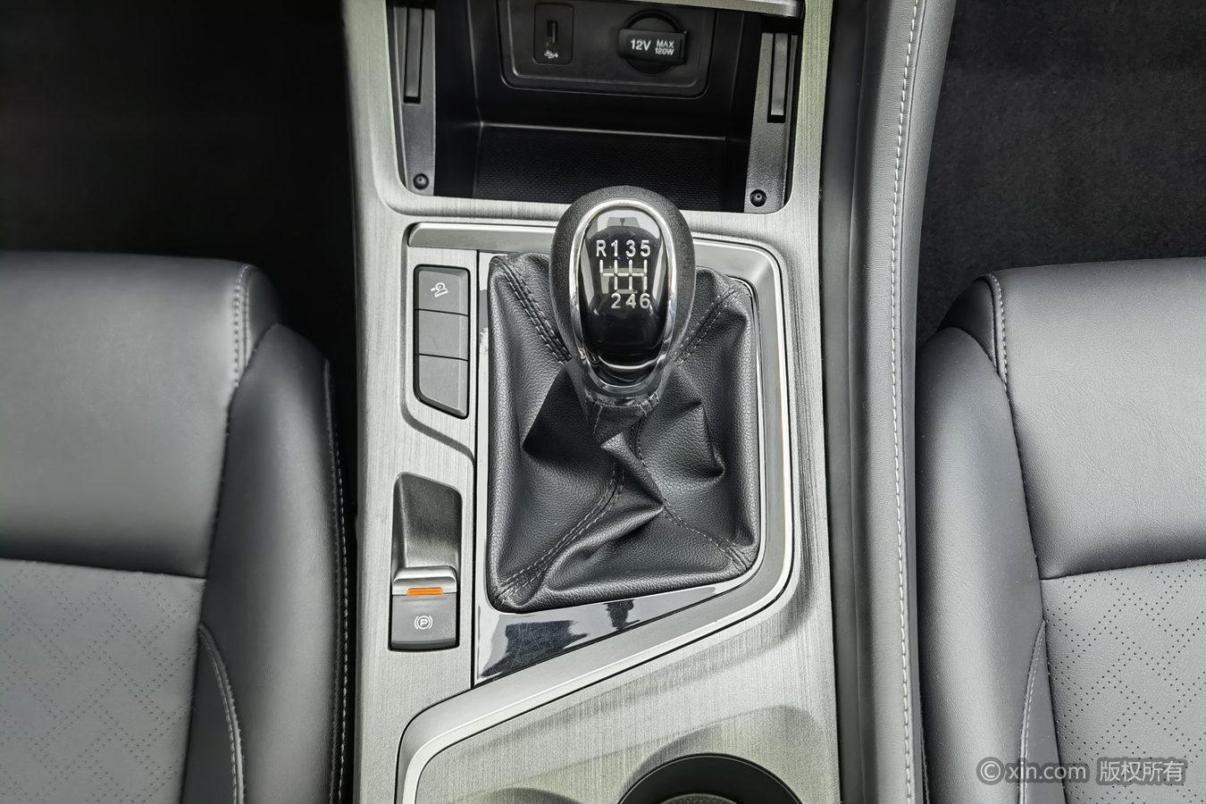 Changan CS55 PLUS 2020 1.5T МКПП xuan se xing
