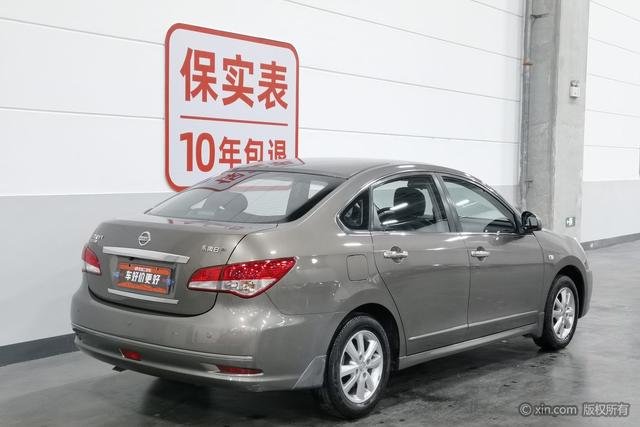 Nissan Sylphy 2019 1.6 XE+ MT — фото 4