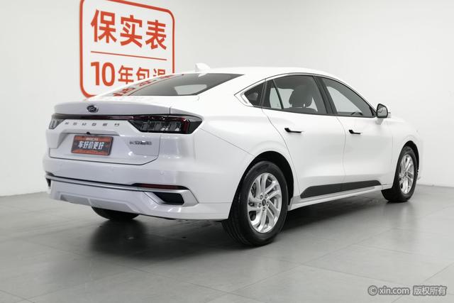 Ford Mondeo 2023 Eco Boost 180 — фото 4