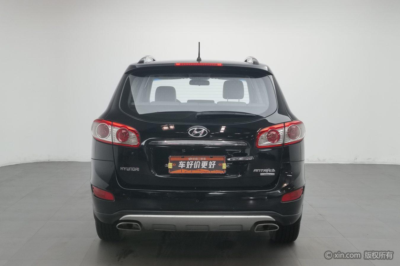 Hyundai Santa Fe 2012 2.4 мест