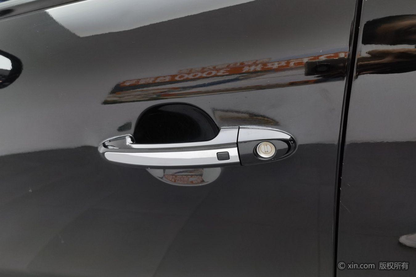 Hyundai Santa Fe 2012 2.4 мест