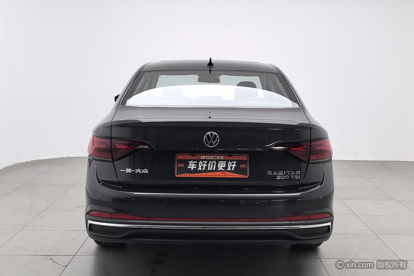 Volkswagen Sagitar 2025 300TSI DSG