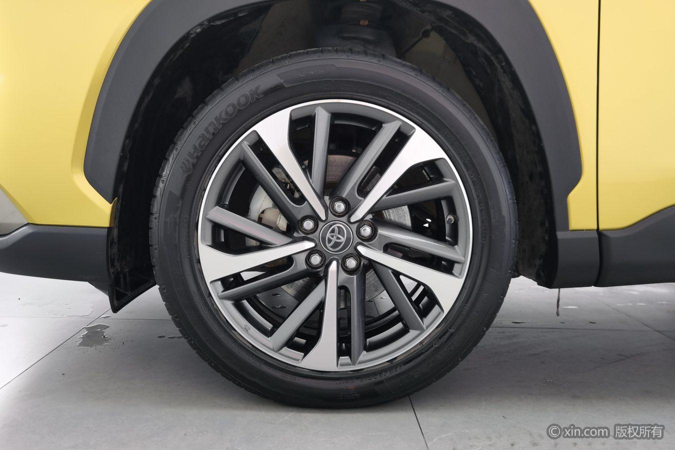 Toyota Frontlander 2022 2.0L CVT Luxury PLUS