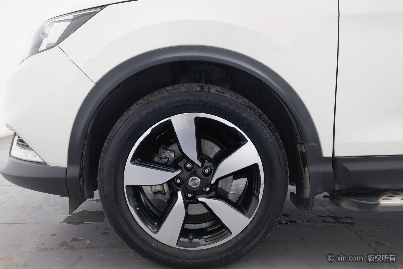 Nissan Qashqai 2017 2.0L CVT Luxury V