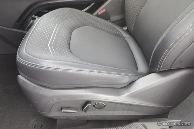 Ford Edge 2023 L 2.0 T Eco Boost 2 WD — фото 19