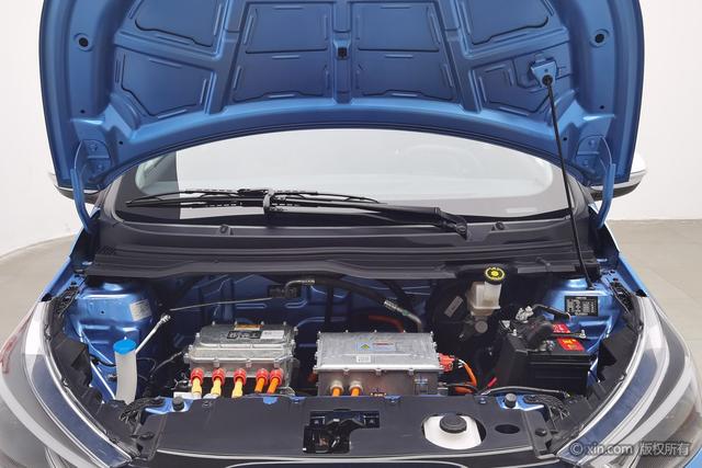 Jiangling Group New Energy Easy to EV3 2022 Синий из Китая, фото 2