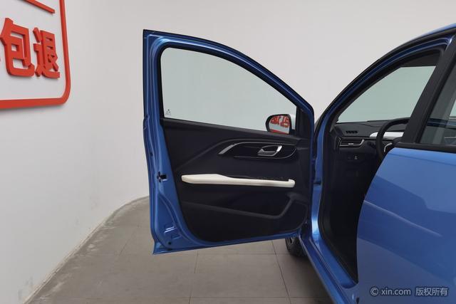 Jiangling Group New Energy Easy to EV3 id 3810414 из Китая 9