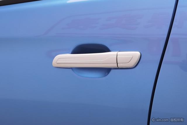 Jiangling Group New Energy Easy to EV3 id 3810414 из Китая 21