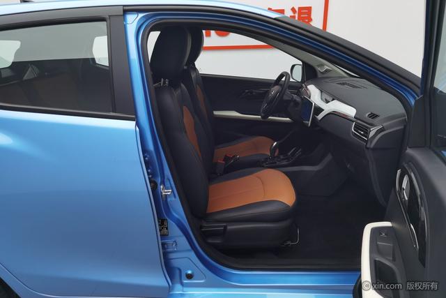 Jiangling Group New Energy Easy to EV3 id 3810414 из Китая 24