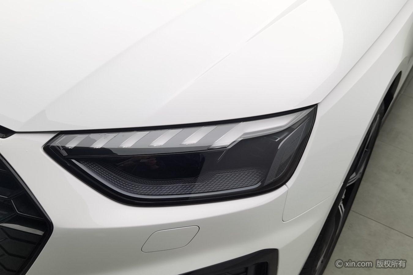 Audi A4L 2024 40 TFSI Luxury