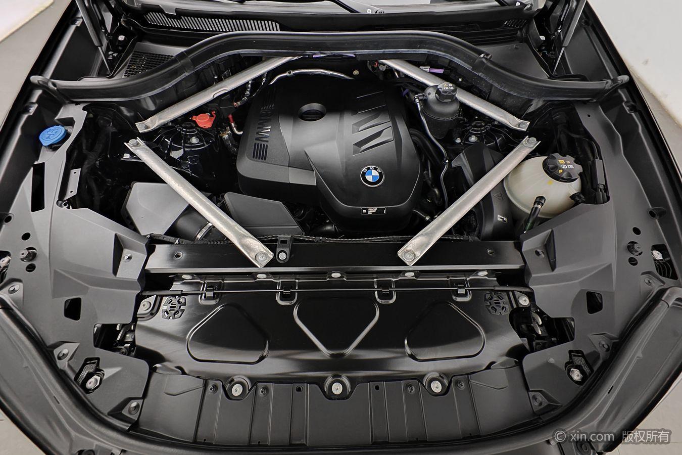 BMW X5 2023 xDrive30Li M Sport