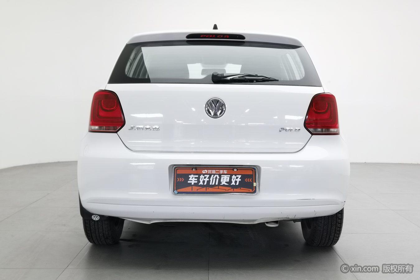 Volkswagen Polo 2013 1.4L MT