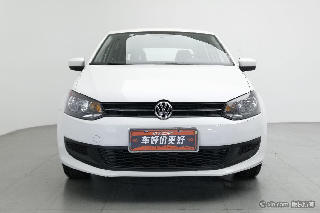 Volkswagen Polo 2013 1.4L MT