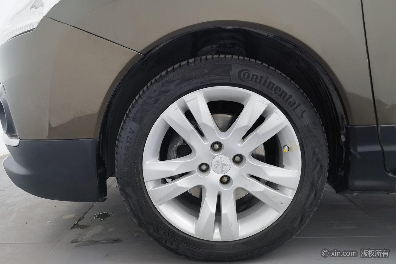 Peugeot 3008 2013 2.0L AT