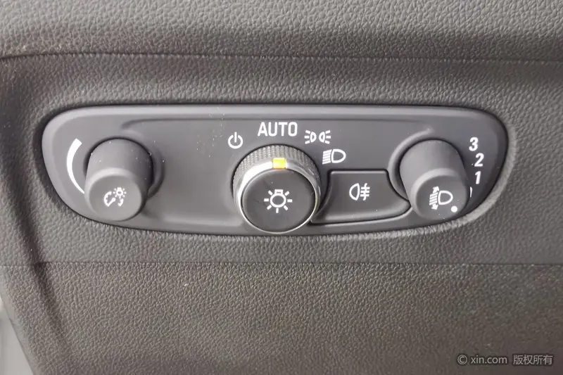 Buick Envision — фото 12