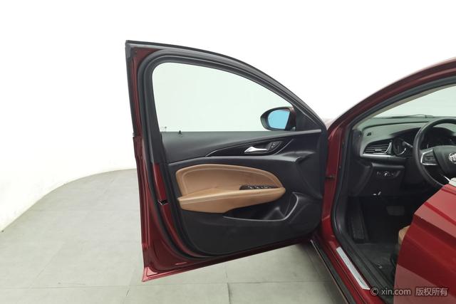 Buick Regal id 3804932 из Китая 23