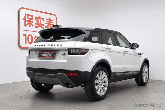Land Rover Range Rover Evoque 2018 240 PS SE — фото 4
