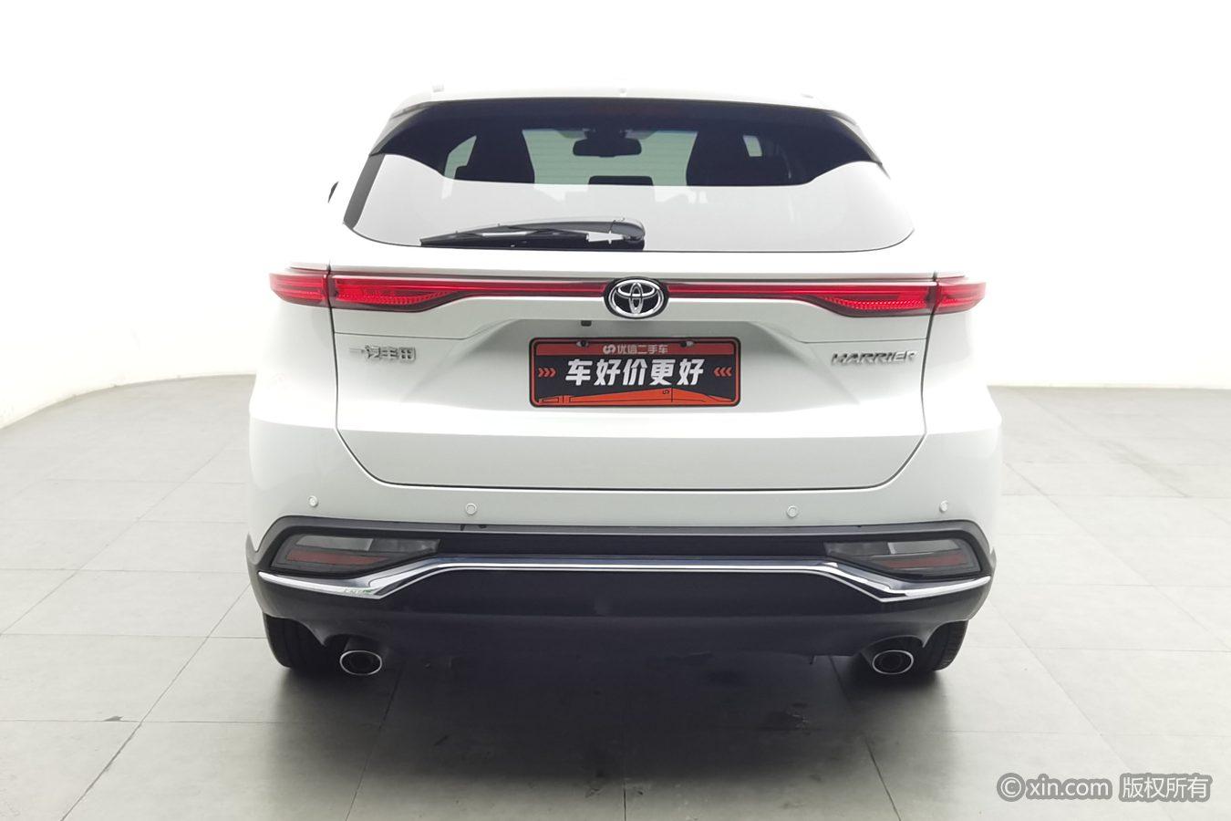 Toyota Harrier 2022 2.0L CVT Luxury