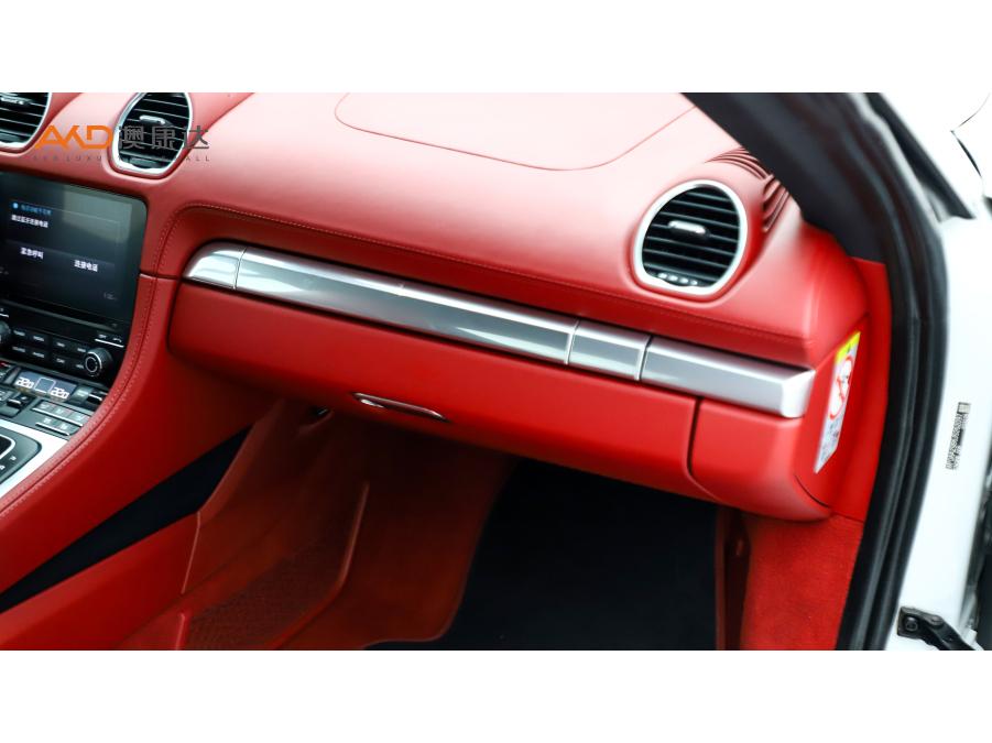 Porsche 718 2018 Cayman 2.0T